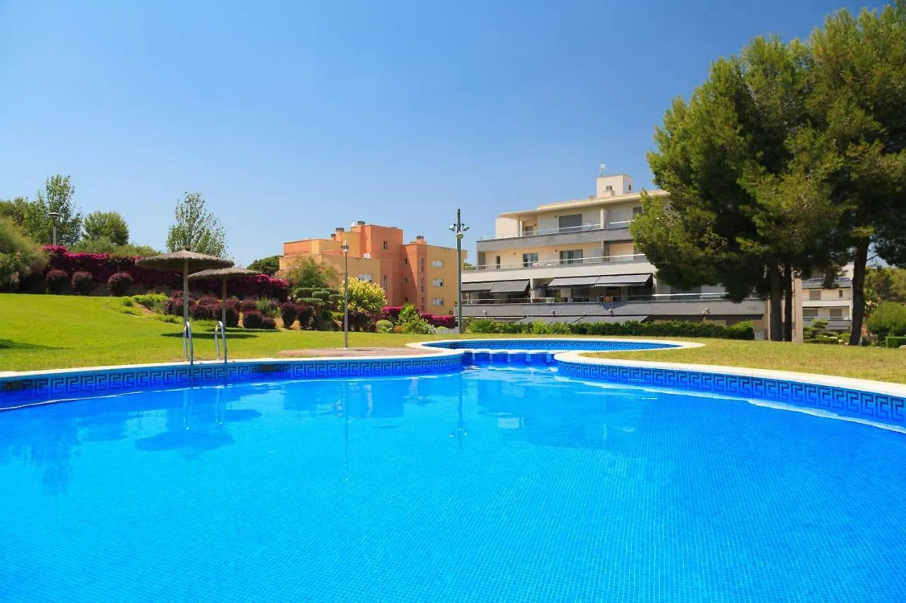 Uhc Salou Villa Family Complex